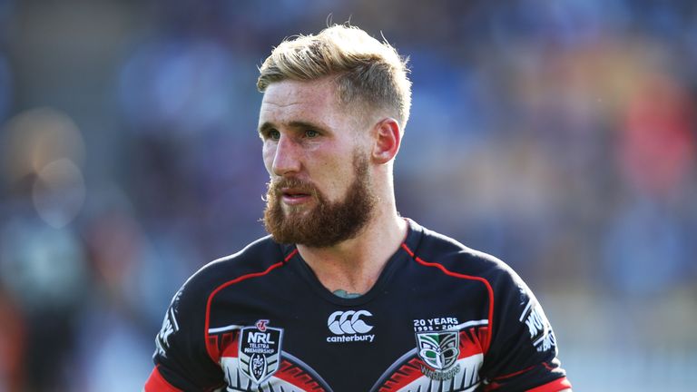 Sam Tomkins - out for six weeks
