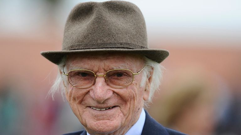 Sir Peter O'Sullevan at Newmarket racecourse in 2011