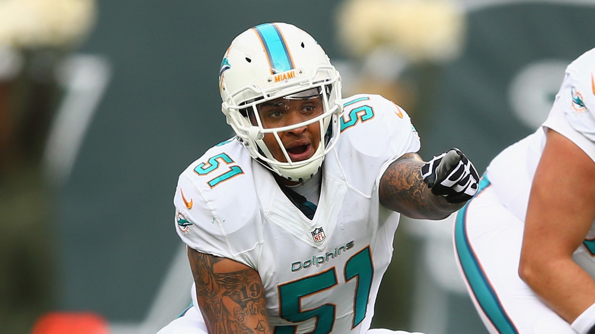 Miami Dolphins center Mike Pouncey reveals he underwent