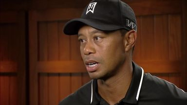 Woods back in contention