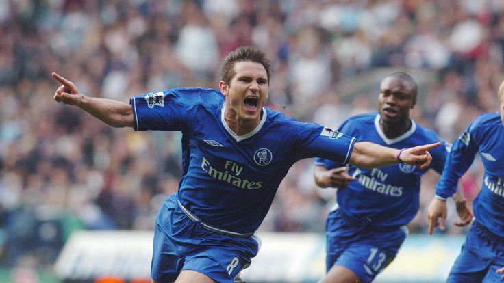 Frank Lampard celebrates as Chelsea wrapped up the title in 2005