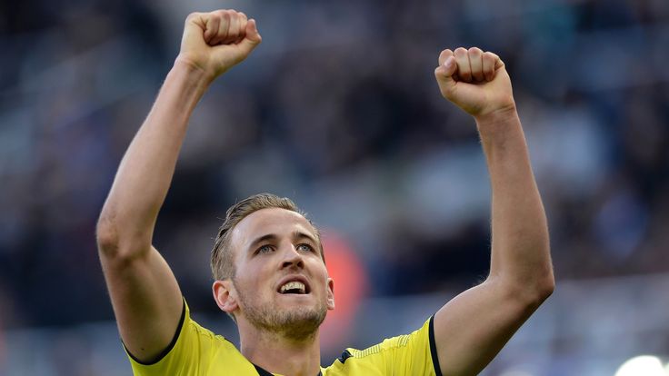 Kane is the eighth Englishman to reach 30 goals in a season