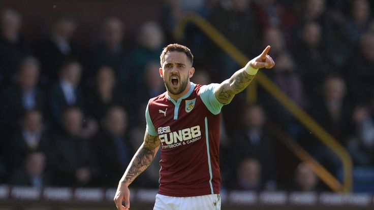 Burnley's English striker Danny Ings gestures to his team-mates during the English Premier League football match between Burnley and Tottenham.