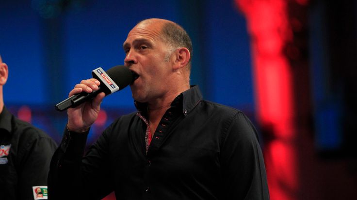 BET VICTOR WORLD MATCHPLAY 2013.WINTER GARDENS,BLACKPOOL.PIC;LAWRENCE LUSTIG.QUARTER FINAL.RUSS BRAY