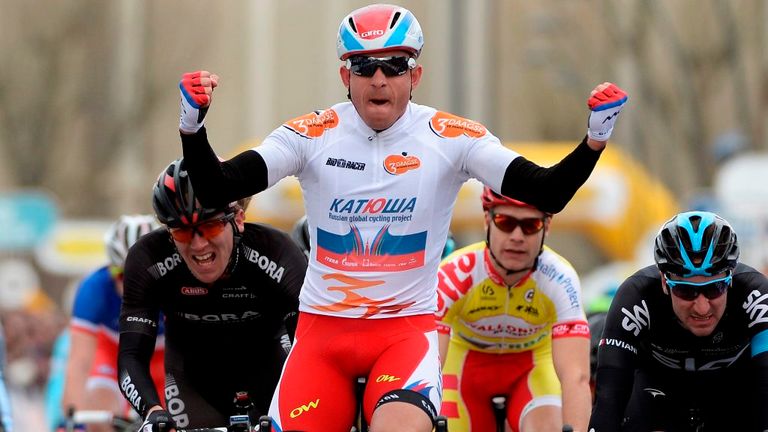 Alexander Kristoff wins stage two of the 2015 Three Days of De Panne