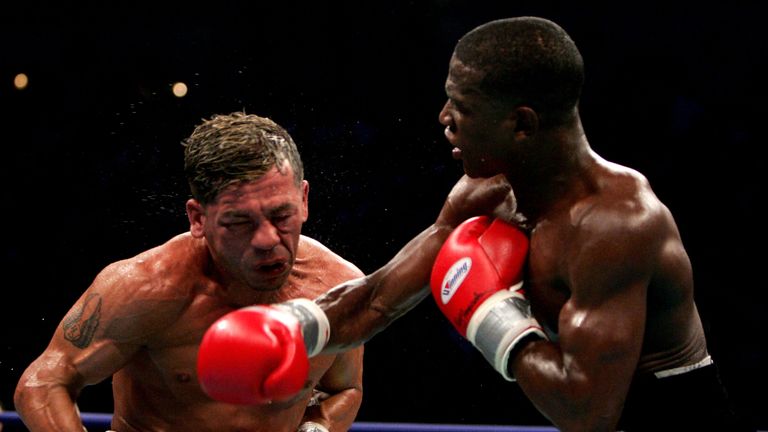 Arturo Gatti retired on his stool after a Mayweather pummeling in 2005