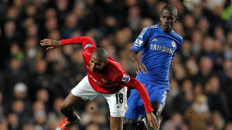 Chelsea's Brazilian midfielder Ramires (R) vies with Manchester United's English midfielder Ashley Young (L) in October 2012