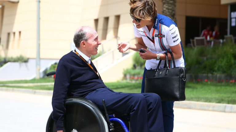 Frank and Claire Williams chat in the Bahrain paddock