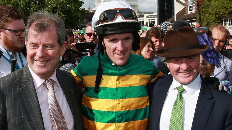 Tony McCoy with JP McManus and Jonjo O'Neill (right) after the bet365 Handicap Hurdle during the bet365 Jump Finale at Sandown Racecourse, Surrey. PRESS AS
