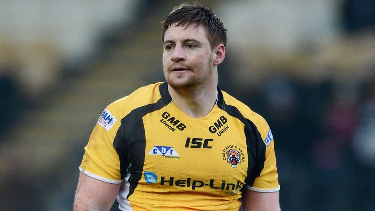 Jacob Emmitt scored a late try as Leigh beat Sheffield