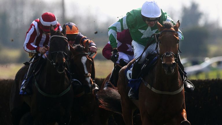 Upazo on the way to winning the Fairyhouse Vets Promoting Equine Health Beginners Steeplechase