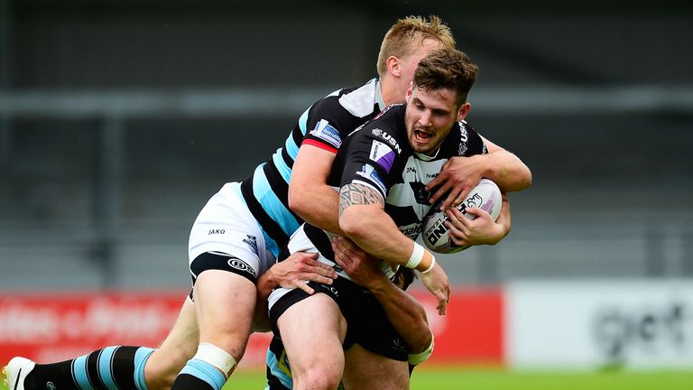  Ben Kavanagh of Widnes Vikings in action during the Super League match between London Broncos and Widnes Vikings 