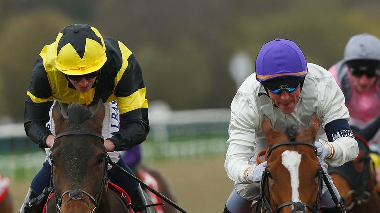 Gregory Benoist riding Fresles (R) beats Ryan Moore riding Lamar 