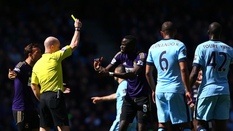 Cheikhou Kouyate was only booked for the incident