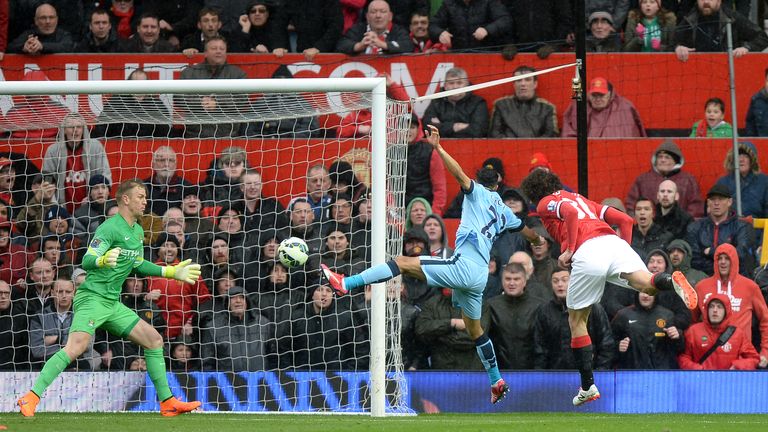 Marouane Fellaini goal, Manchester United v Manchester City, Premier League