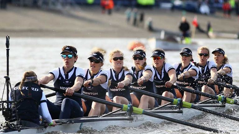 Oxford's women on the way to victory in the Boat Race