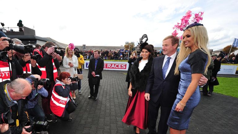 Taoiseach Enda Kenny poses with with Best Dressed Lady Kirsty Farrell (left) and former Miss World Rosanna Davidson