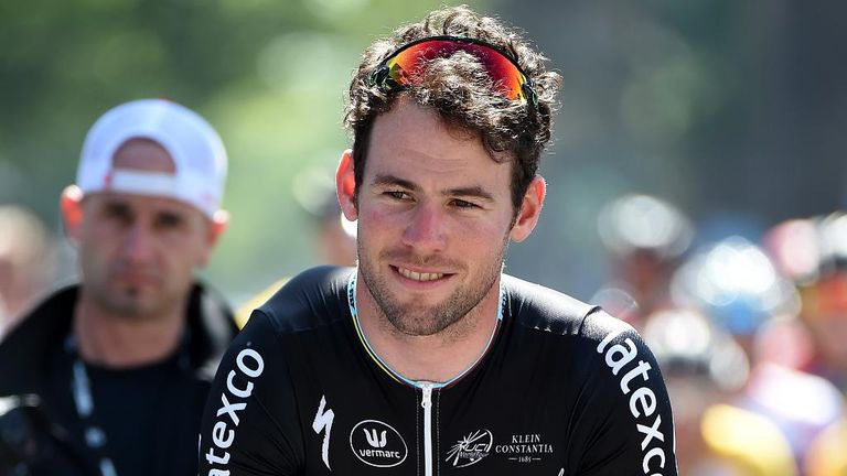 Mark Cavendish rides the 2015 world road race route