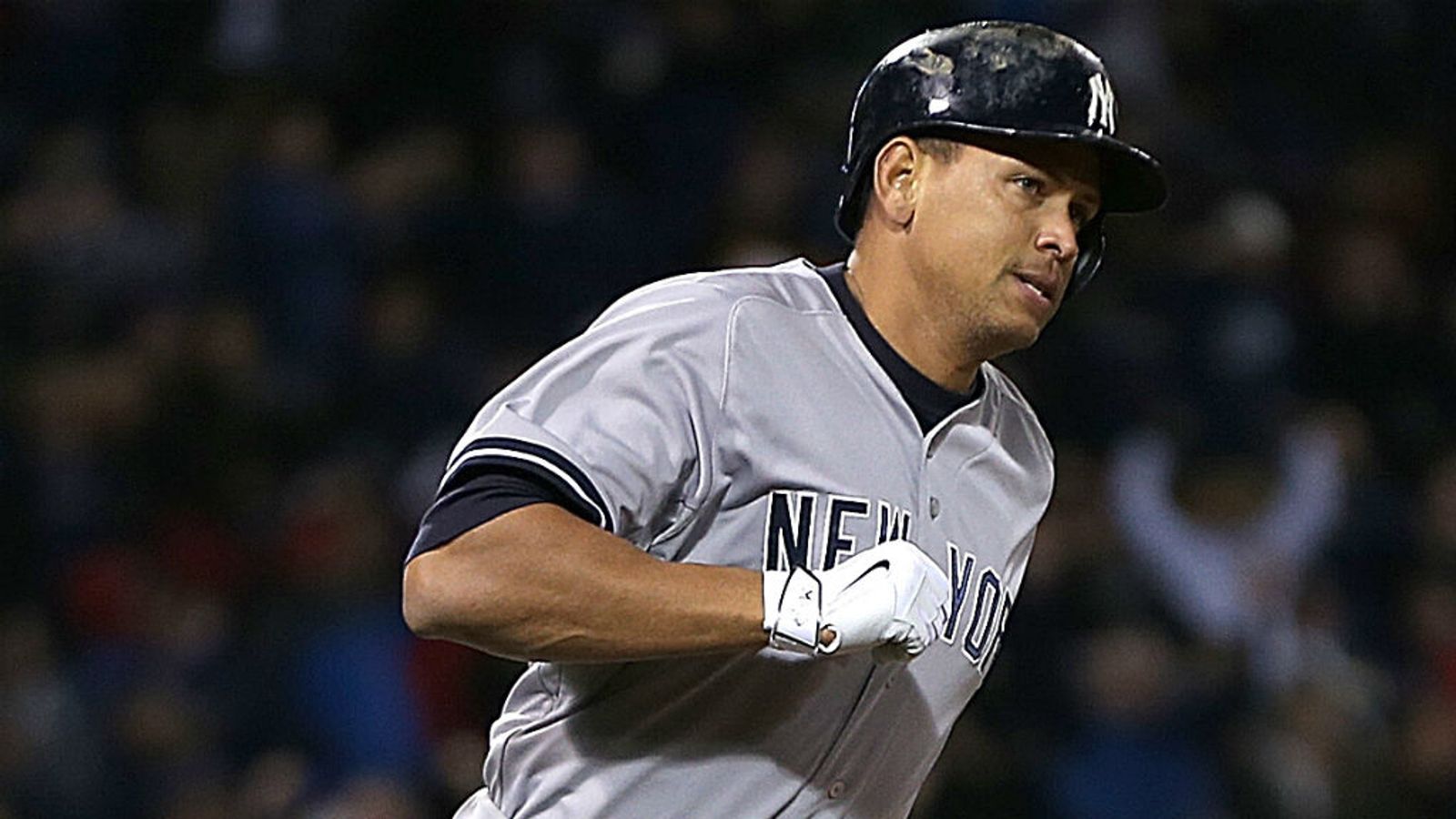 New York Yankees' Alex Rodriguez tied Willie Mays with his 660th home run