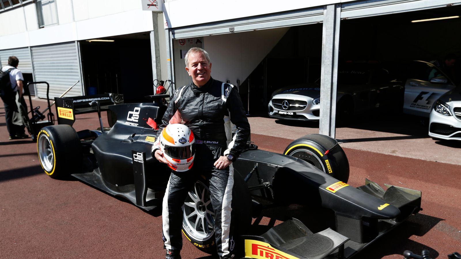 WATCH: Martin Brundle Tests 18-inch Pirelli Tyres On A GP2 Car | F1 ...