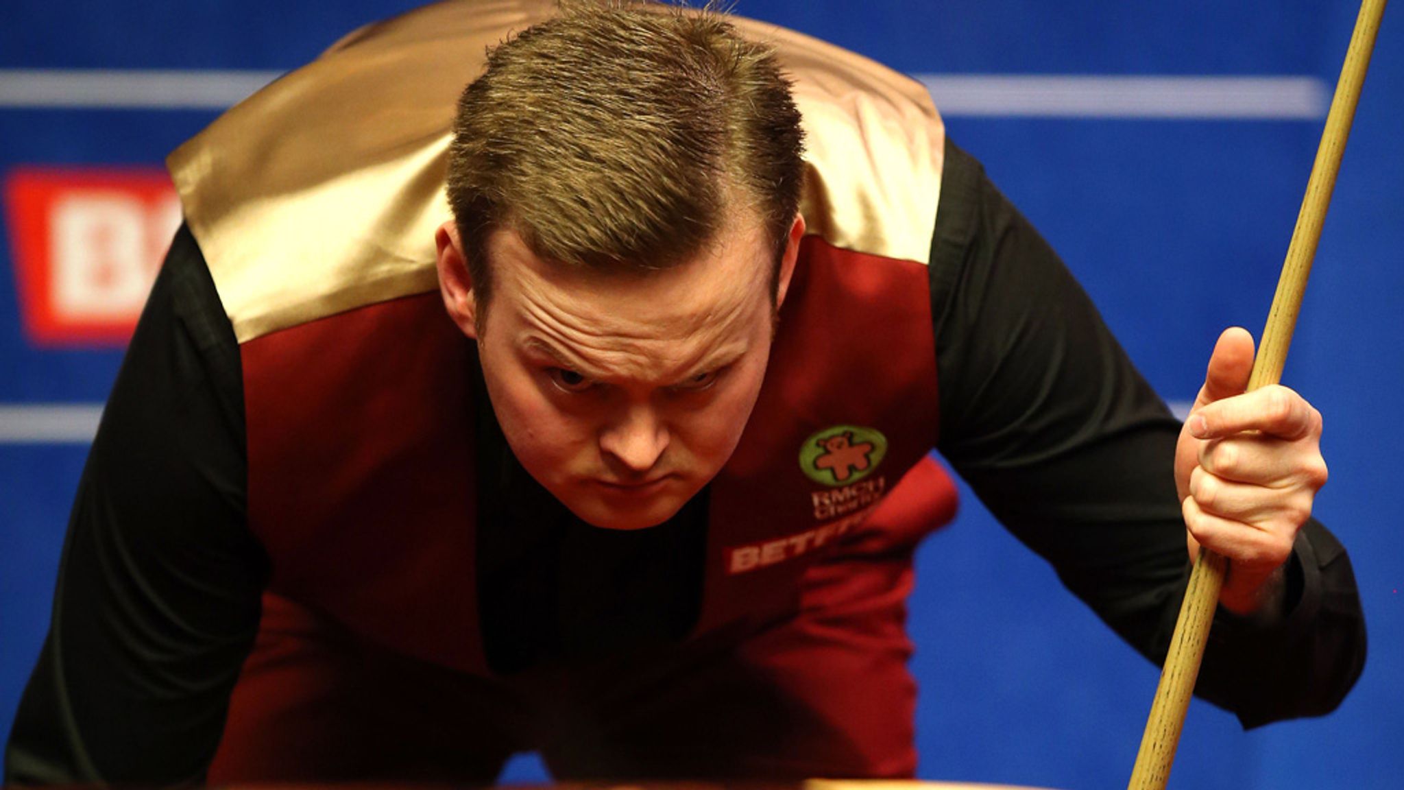 Stuart Bingham takes on Shaun Murphy in World Snooker Championship