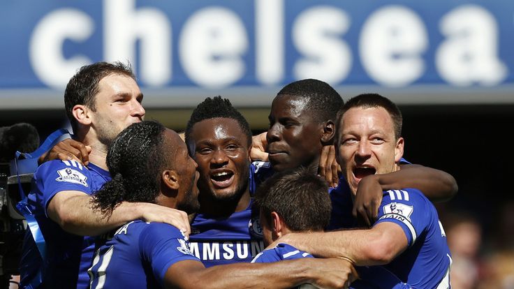 Chelsea players celebrate winning the Premier League title after the full-time whistle against Crystal Palace
