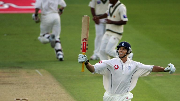 London, UNITED KINGDOM:  England's Alastair Cook reacts as he runs down the wicket to score his century against Pakistan during the first test match at Lor