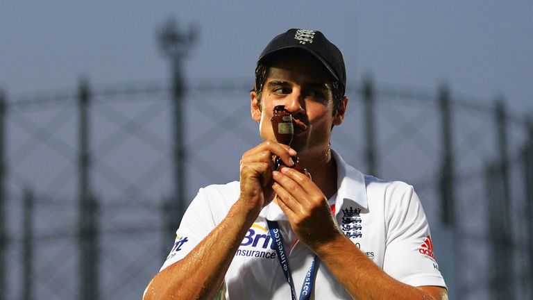 Alastair Cook celebrates winning the Ashes in 2013