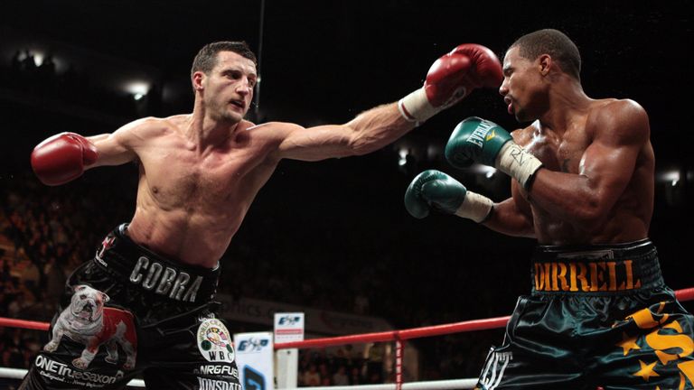 Carl Froch connects against Andre Dirrell