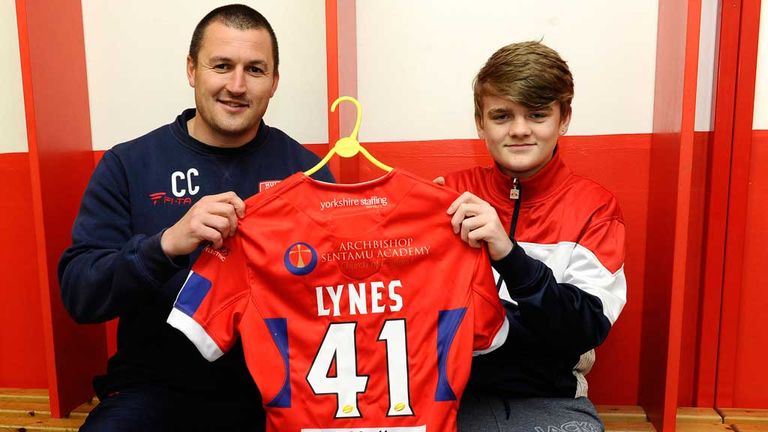 Hull KR coach Chris Chester with 'new signing' Connor Lynes