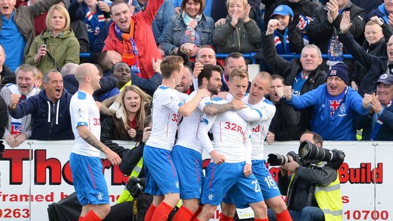 Dean Shiels (second from right) celebrates after putting Rangers 2-1 up.