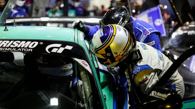 Driver change at Falken