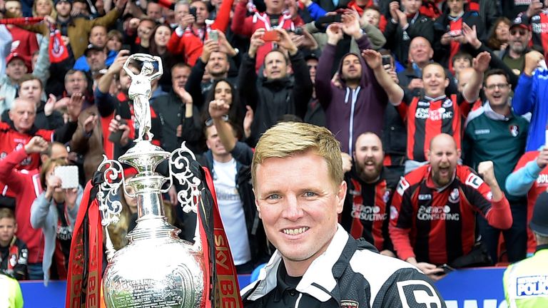 Bouremouth boss Eddie Howe with the Championship trophy