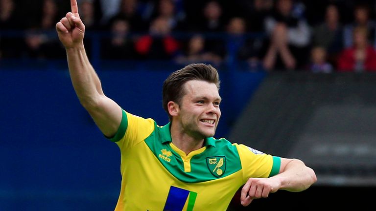 Norwich City's Jonathan Howson celebrates scoring the opening goal during the Sky Bet Championship, Play Off Semi Final, First Leg at Portman Road, Ipswich
