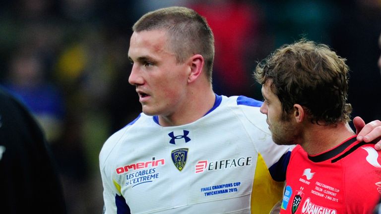 LONDON, ENGLAND - MAY 02:  Toulon player Leigh Halfpenny (r) consoles Jonathan Davies after the  European Rugby Champions Cup Final between ASM Clermont Au