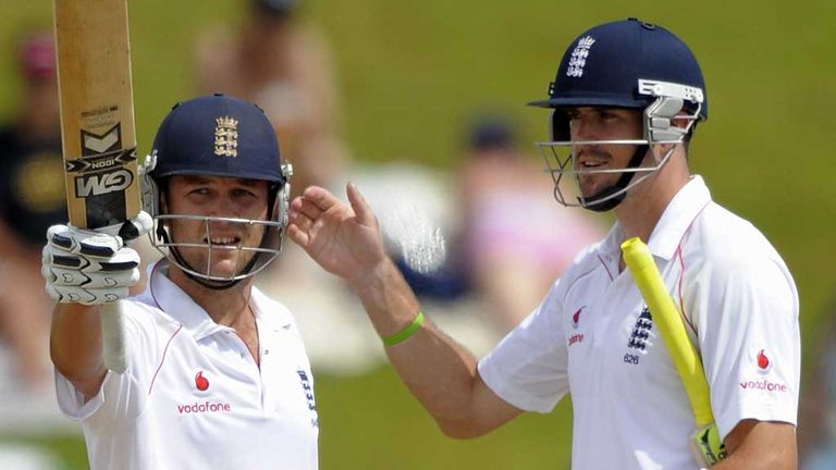 Jonathan Trott and Kevin Pietersen during the first Test against South Africa in 2009