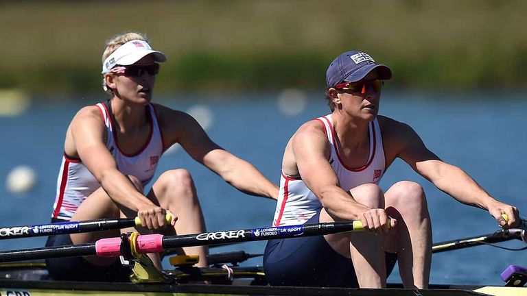 Katherine Grainger and Vicky Thornley in action