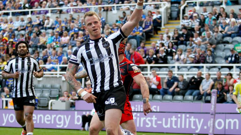 Widnes Vikings Kevin Brown celebrates scoring his try during the Magic Weekend match at St James' Park, Newcastle.