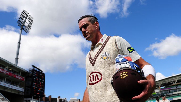 Kevin Pietersen believes Shane Watson should keep his place in the Australia side for the second Ashes Test.