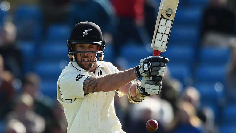 Luke Ronchi cuts loose on his Test debut for New Zealand at Headingley