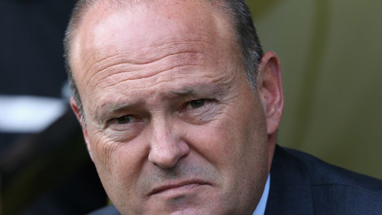 Manager Pepe Mel of West Brom looks on prior to the Barclays Premier League match between Norwich City and West Bromwich Albio