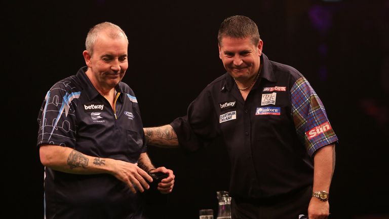 Phil Taylor, Gary Anderson (pic by Lawrence Lustig)