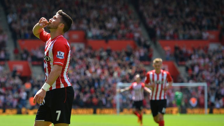 Southampton's Irish striker Shane Long celebrates scoring Aston Villa's fourth goal
