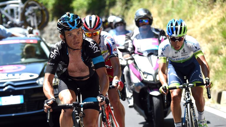 Vasil Kiryienka escapes on stage nineteen of the 2015 Tour of Italy