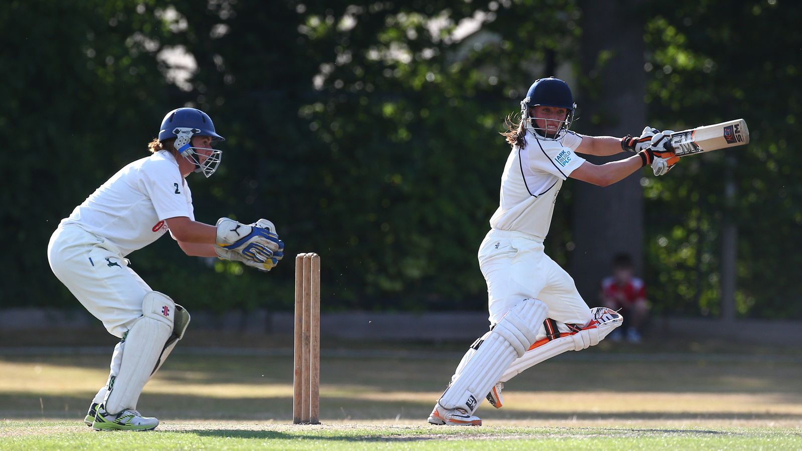 Sports ground перевод