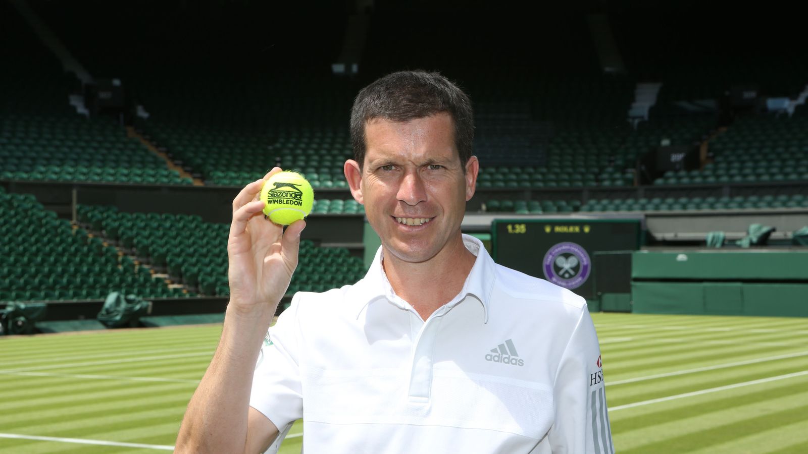 Tim Henman looks at the top contenders for the Wimbledon title Tennis