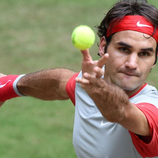 Roger Federer survives major scare against Philipp Kohlschreiber 