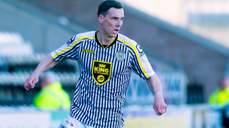 Alan Gow: In action for St Mirren against Kilmarnock last season
