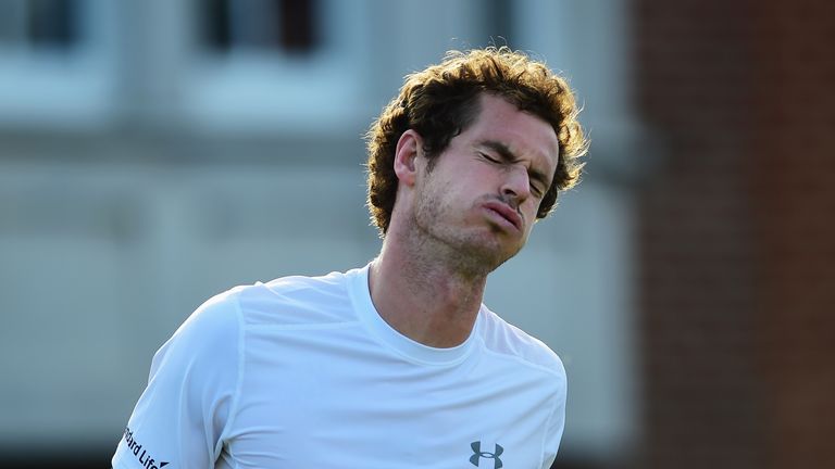 LONDON, ENGLAND - JUNE 19:  Andy Murray of Great Britain reacts in his men's singles quarter-final match against Gilles Muller of Luxembourg during day fiv