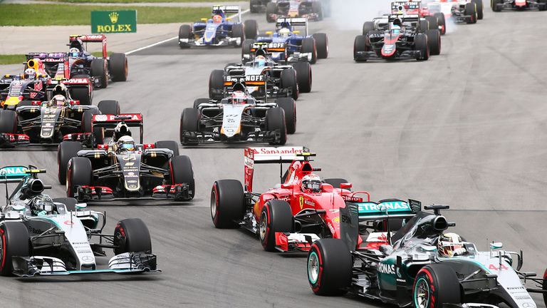The first corner action of the Canadian GP